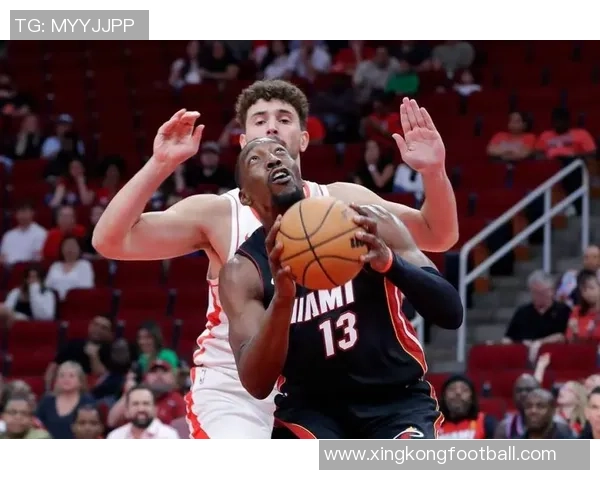 阿德巴约称球队四连胜源于团结合作与韧性克服困难