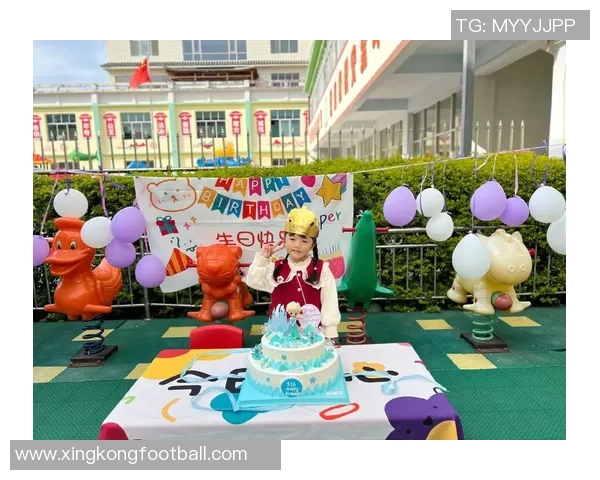 今天是夏晓曦的生日，愿他在新的一岁里快乐幸福每一天