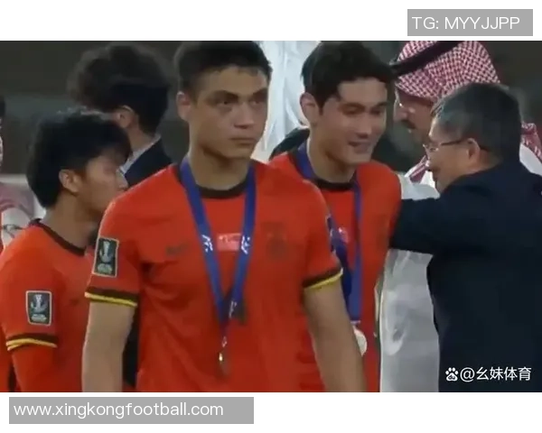 武汉队长引领中国U23男足夺亚军创造历史全城欢庆荣耀时刻